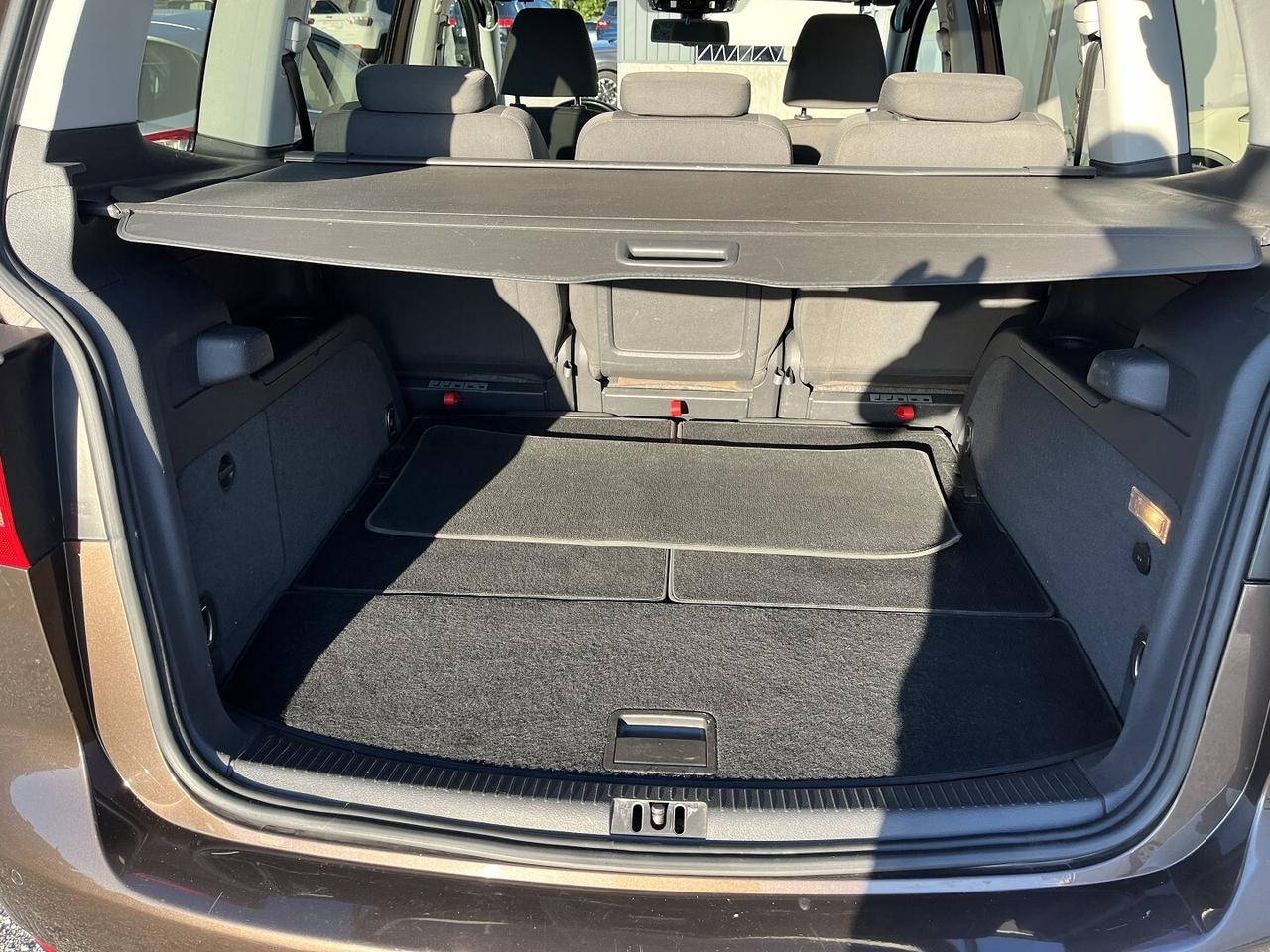 VW TOURAN 2.0 TDI 140 CV DSG 7 POSTI