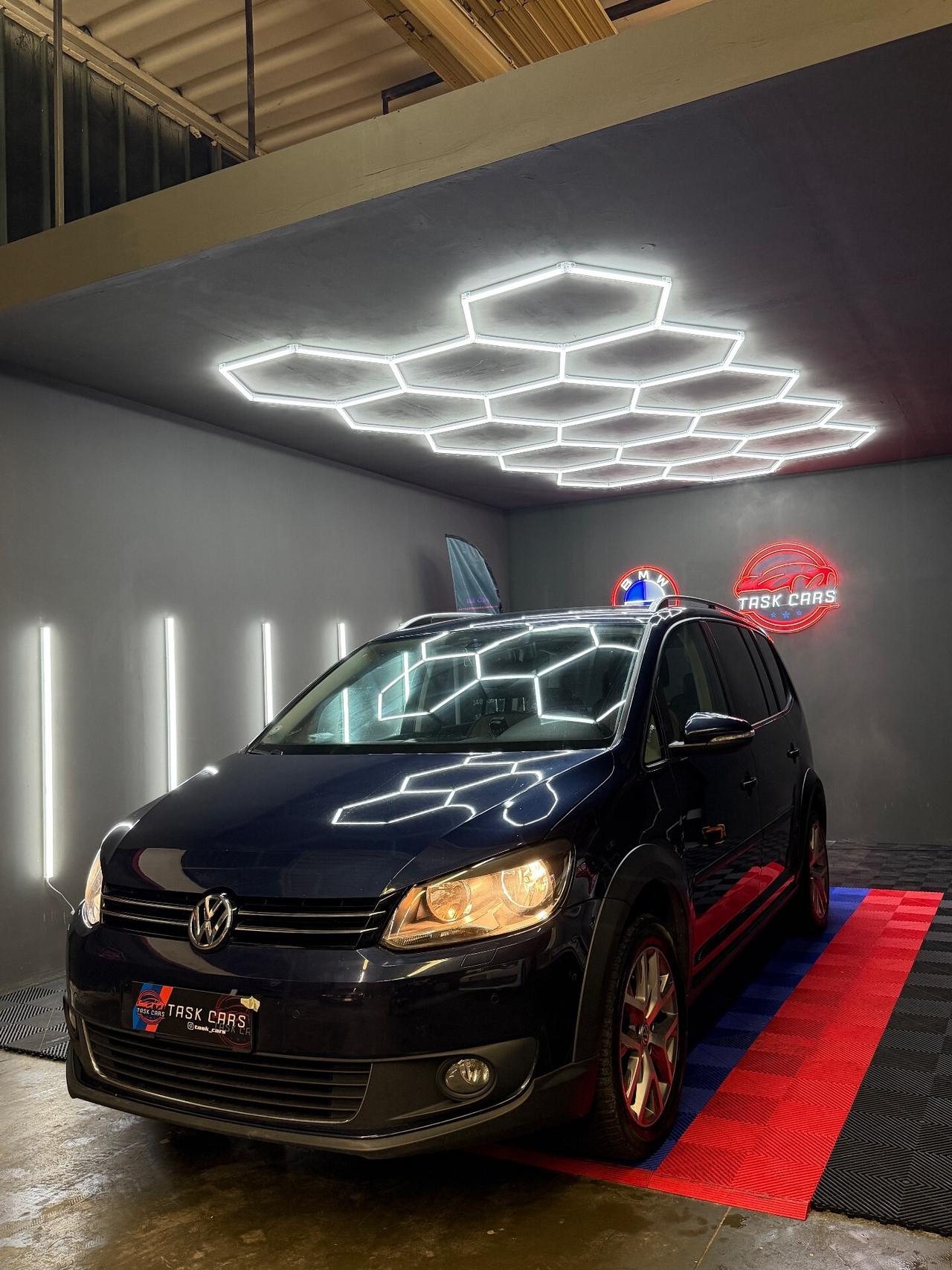 Volkswagen Touran CrossTour