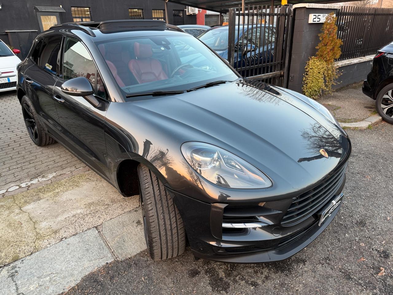 Porsche Macan 2.0 Tetto Limited