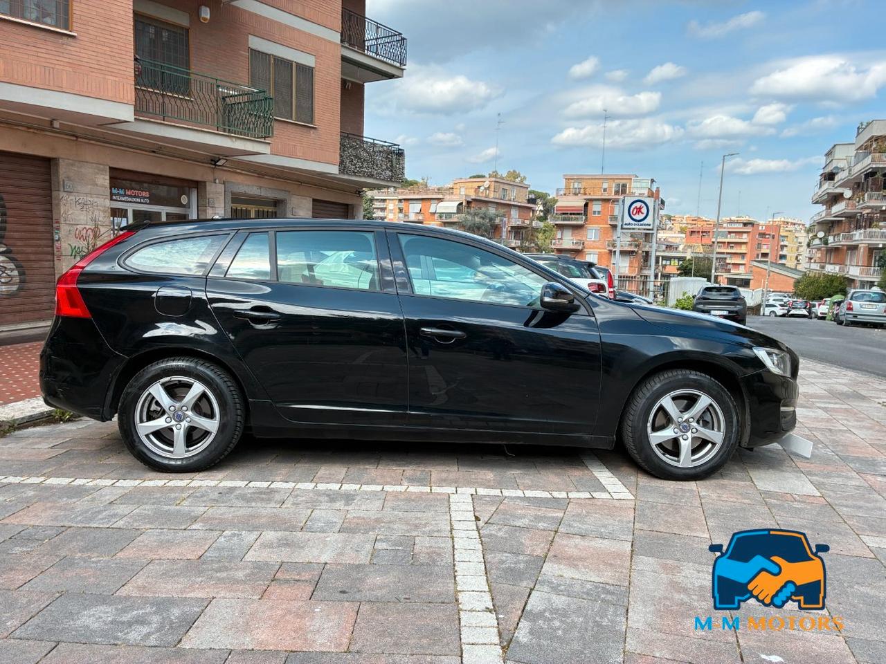 Volvo V60 2.0 d2 Business geartronic 120 cv