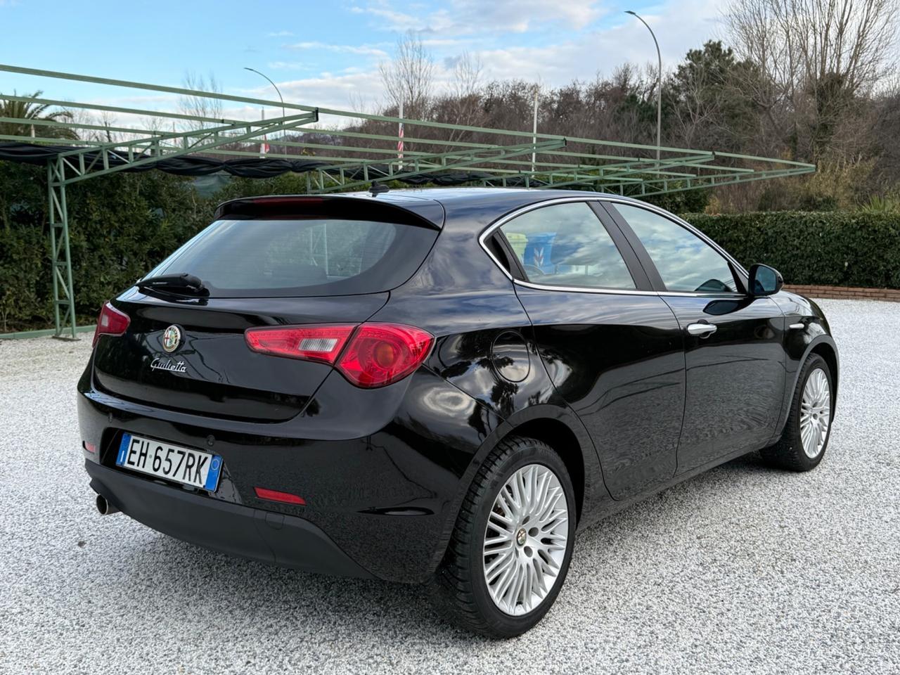 Alfa Romeo Giulietta 1.6 JTDm-2 105 CV Distinctive