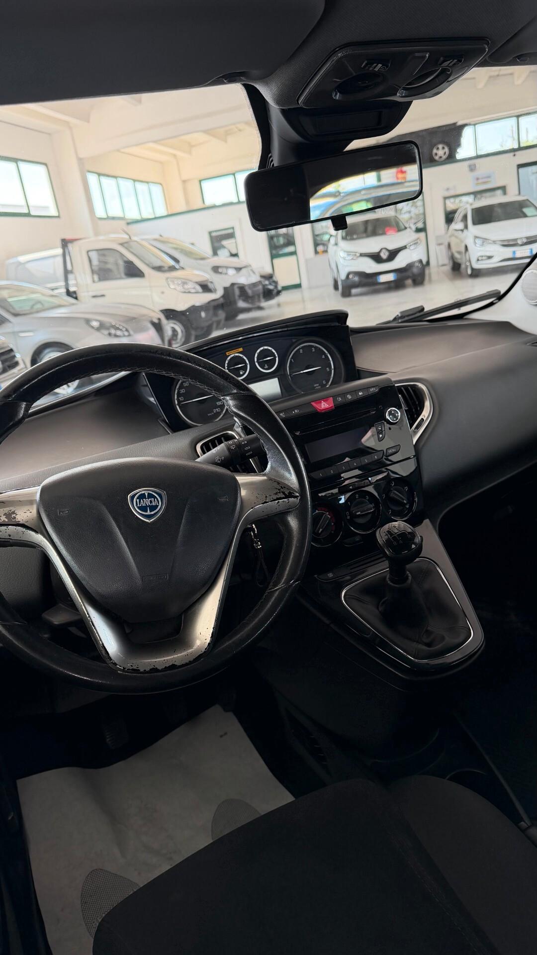 Lancia Ypsilon 1.3 MJT 16V 95 CV 5 porte S&S Gold