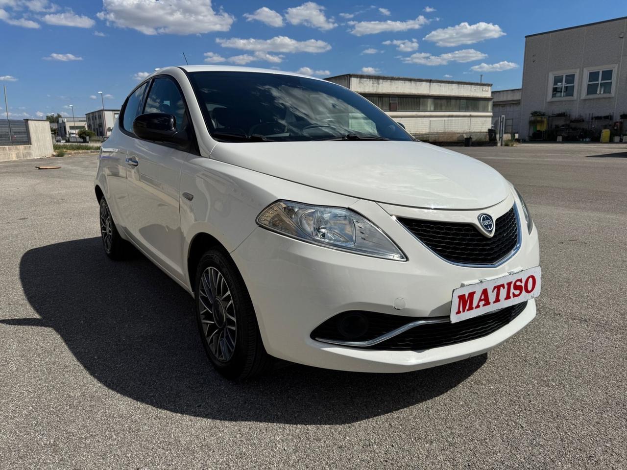 Lancia Ypsilon 1.2 benzina/GPL Ecochic Gold