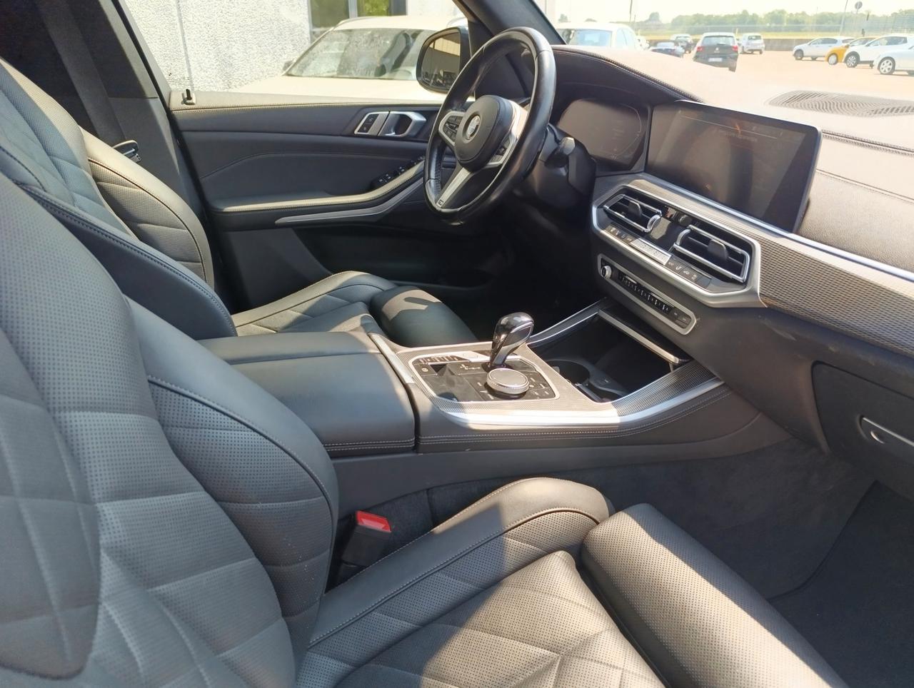 BMW X5 xdrive30d mhev 48V Msport auto