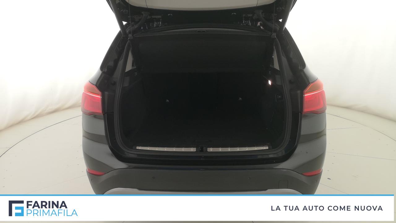 BMW X1 F48 - X1 sdrive18d xLine auto