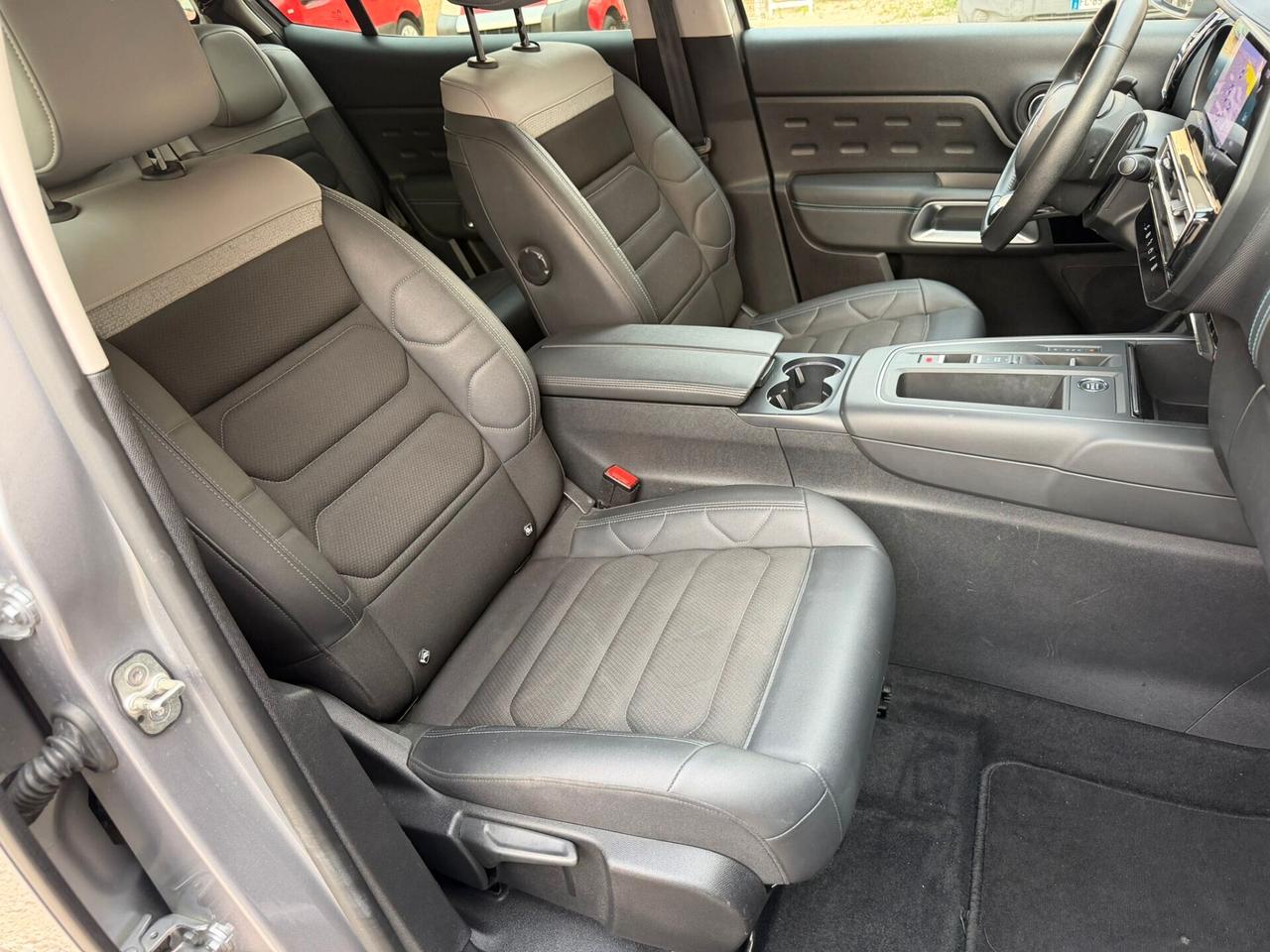 Citroen C5 Aircross Hybrid 136 e-DCS6 Max