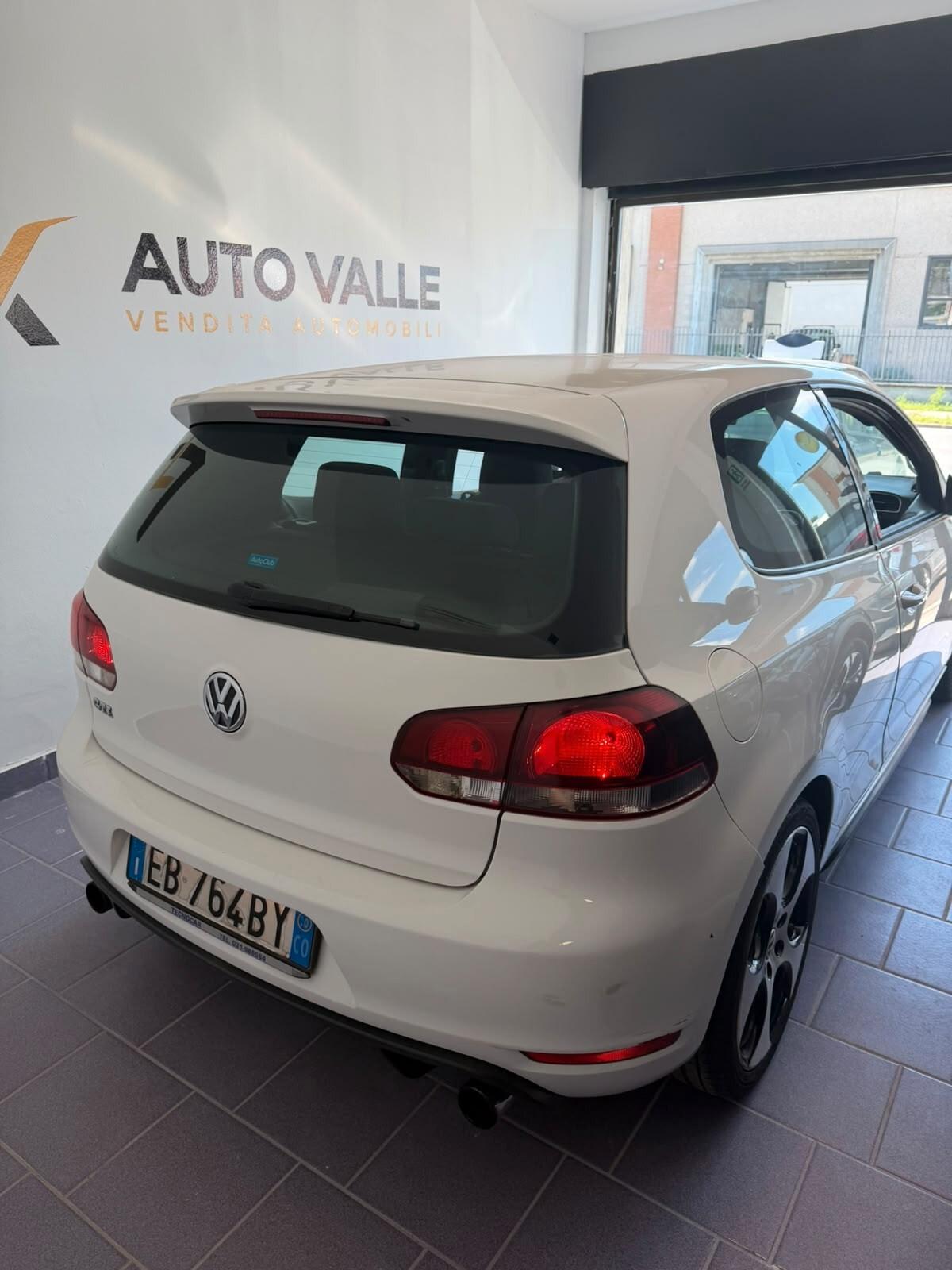 Volkswagen Golf 2.0 TSI 3p. GTI