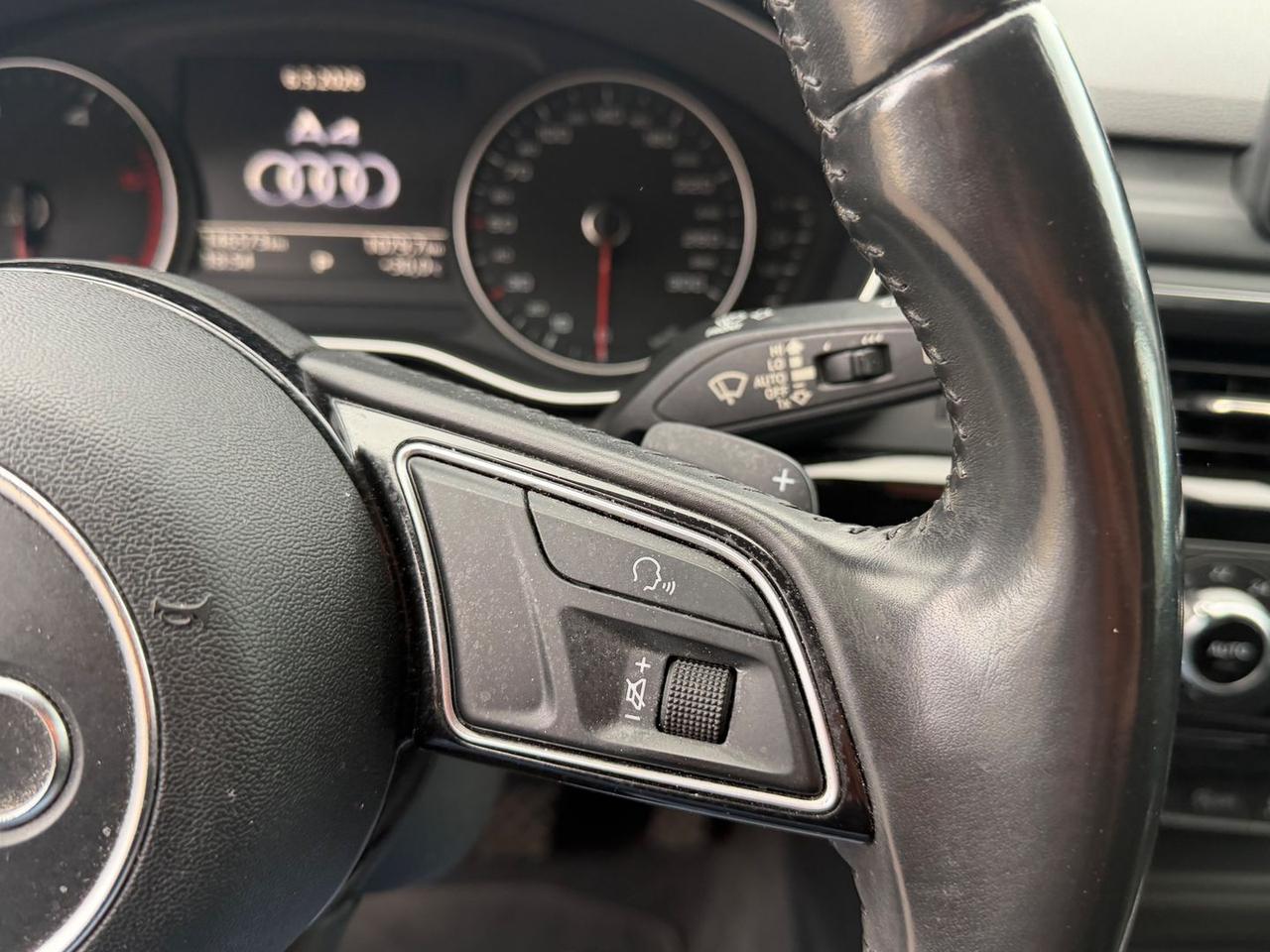 Audi A4 Business Sport 2.0 35 TDI #10742