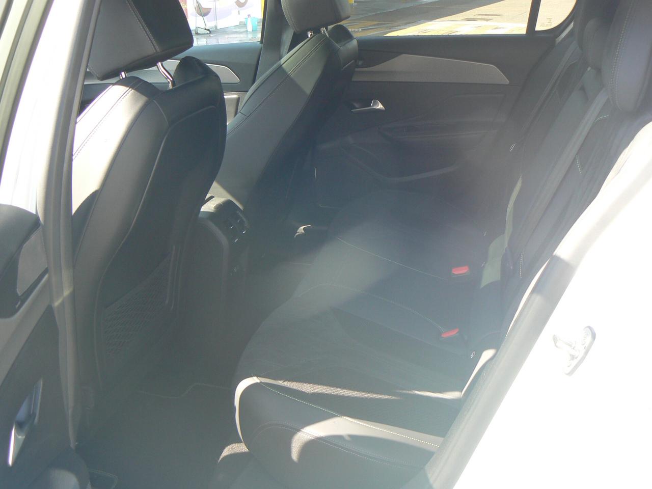 Peugeot 308 BlueHDi 130 S&S EAT8 GT line Pack, tetto, perlata