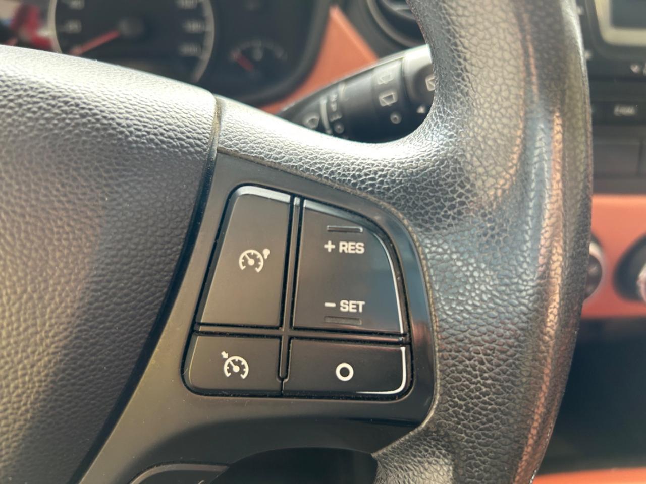 Hyundai i10 Login