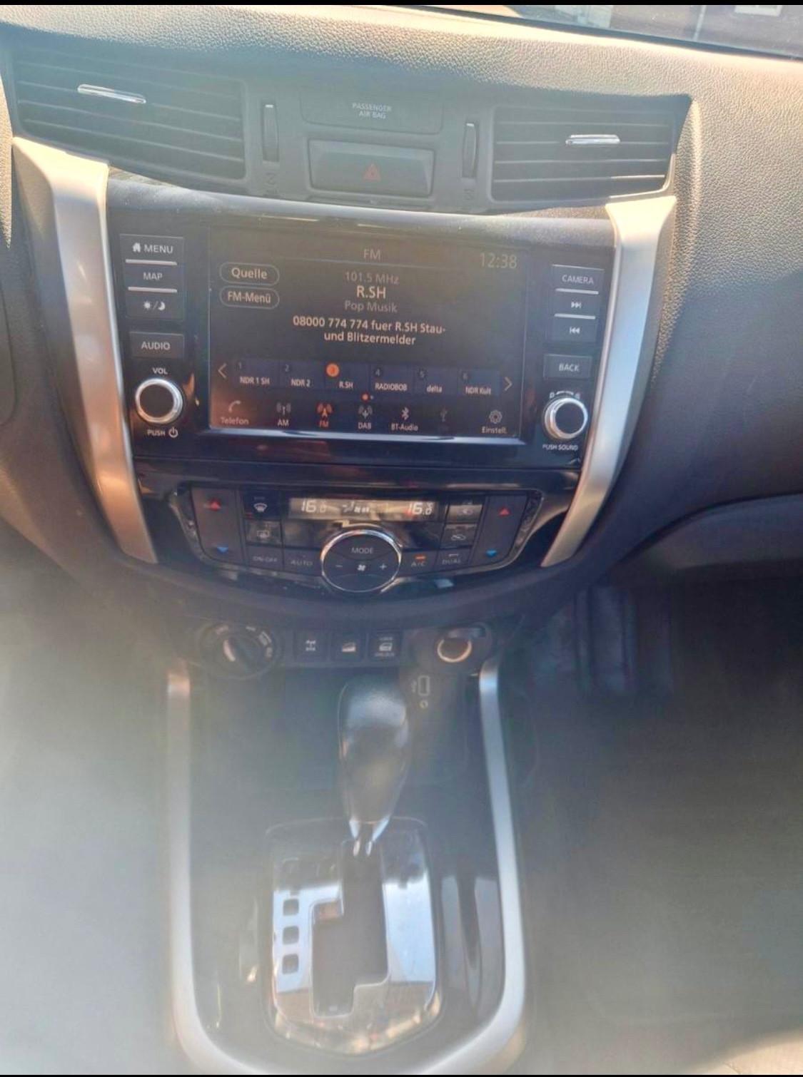 Nissan Navara 2.3 dCi 190 CV 7AT 4WD Double Cab Tekna