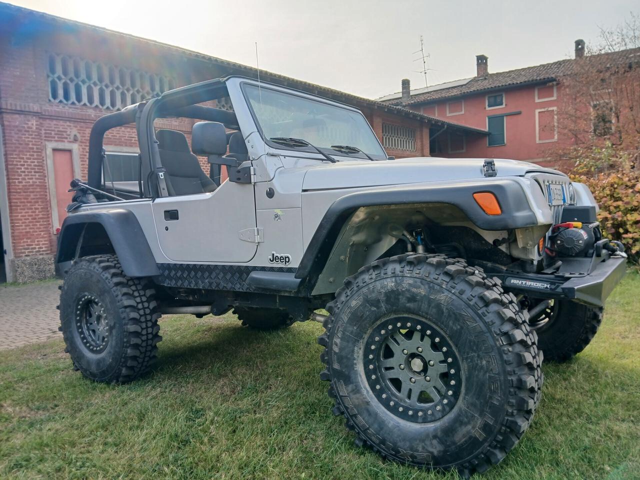 Jeep Wrangler 4.0 cat Sport by Acerni Ponti gr