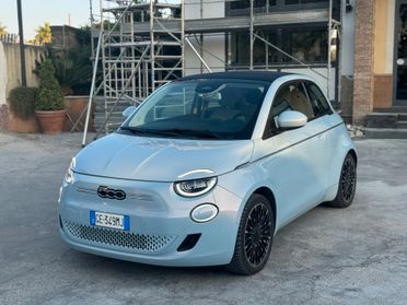Fiat 500e Cabrio La Prima