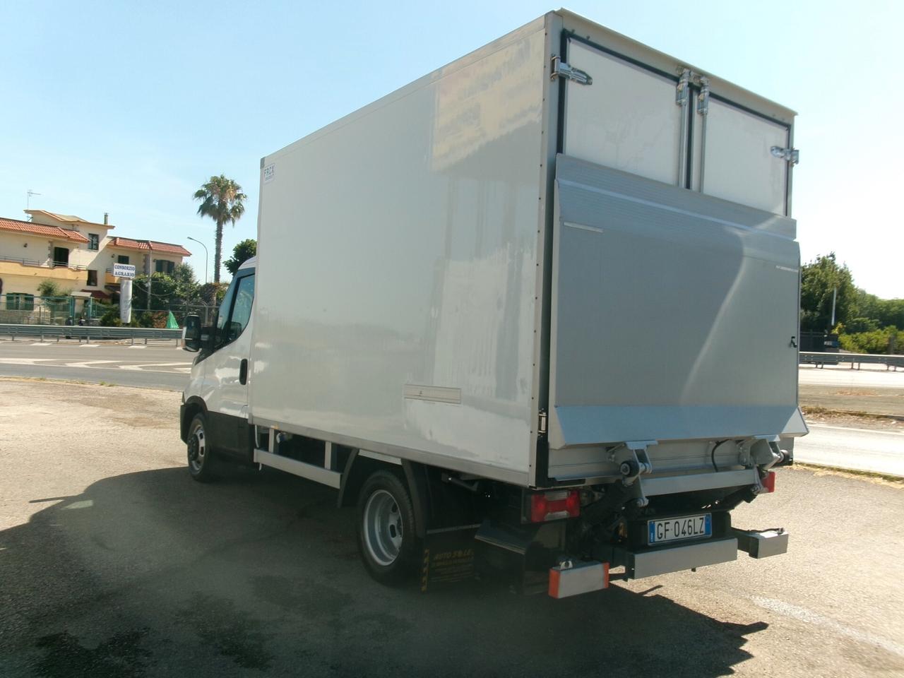 Iveco Daily 35C14 2.3 140CV E6 FRIGO+PEDANA CARICATRICE 10Q ATP FRCX -20° 09/2027 5 PEDANE 188000 KM