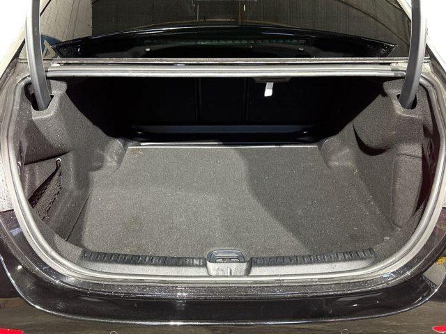 MERCEDES-BENZ E 220 d Mild hybrid AMG Line Advanced