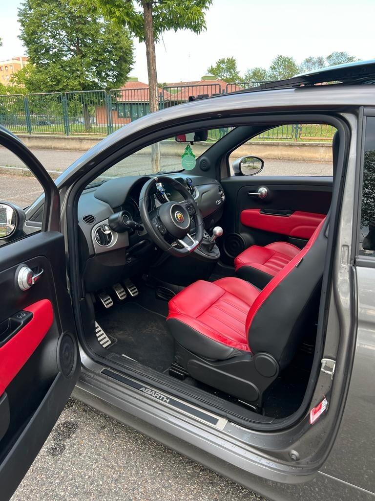 Abarth 595 1.4 Turbo T-Jet 165 CV Turismo