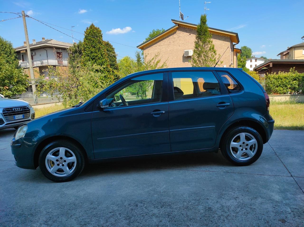 Volkswagen Polo 1.4/69CV TDI 5p. Sportiline