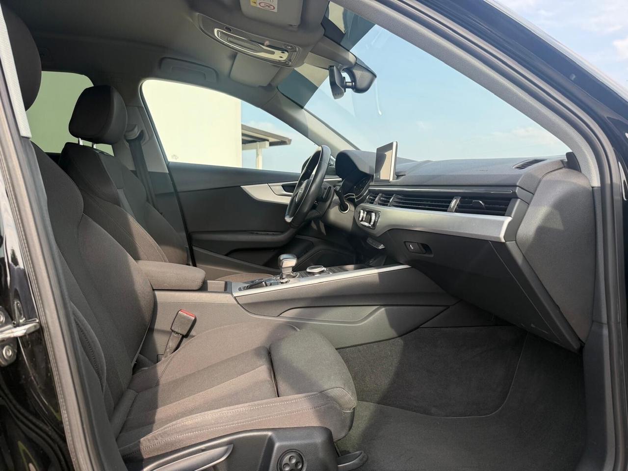 Audi A4 Avant Ultra S line Edition 190cv
