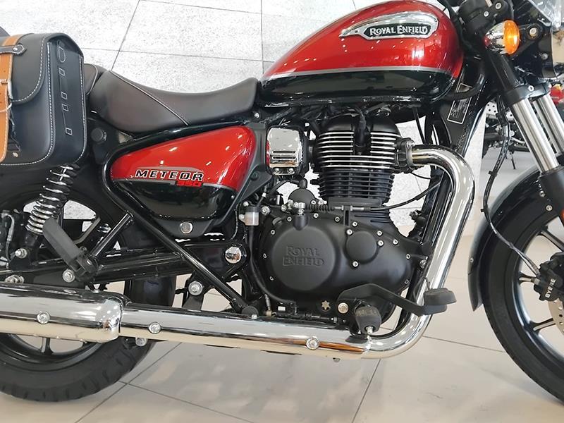 Royal Enfield Meteor Supernova 350