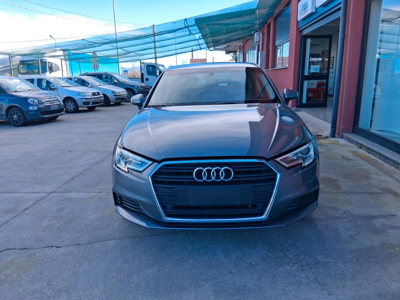 Audi A3 SPB 1.6 TDI 116 CV S tronic Business