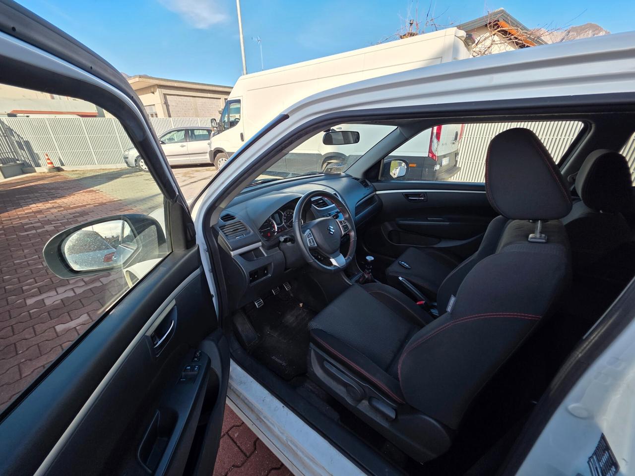 Suzuki Swift 1.6 VVT Sport perfetta e garantita 12 M