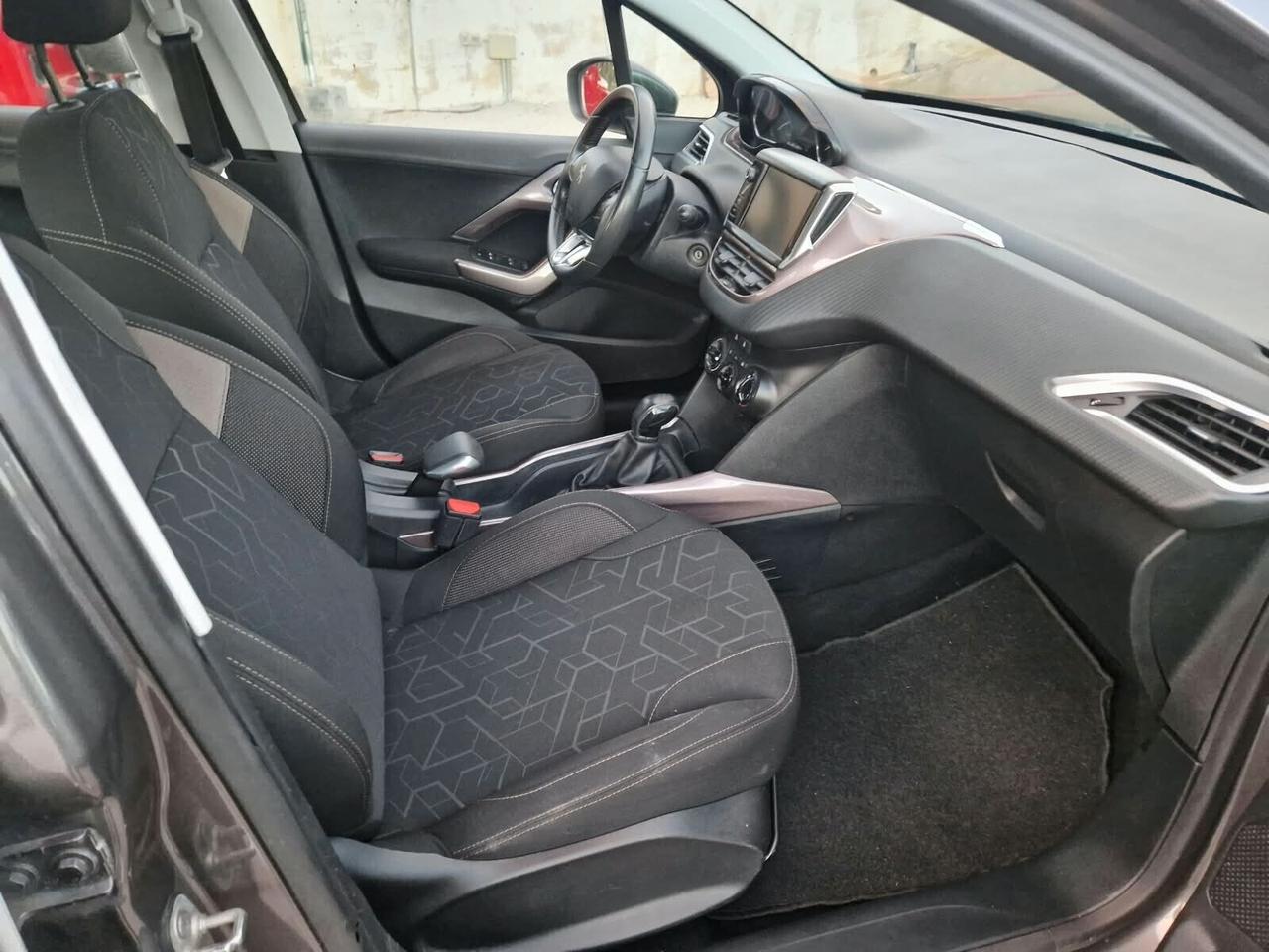Peugeot 2008 PureTech 82 S&S Allure