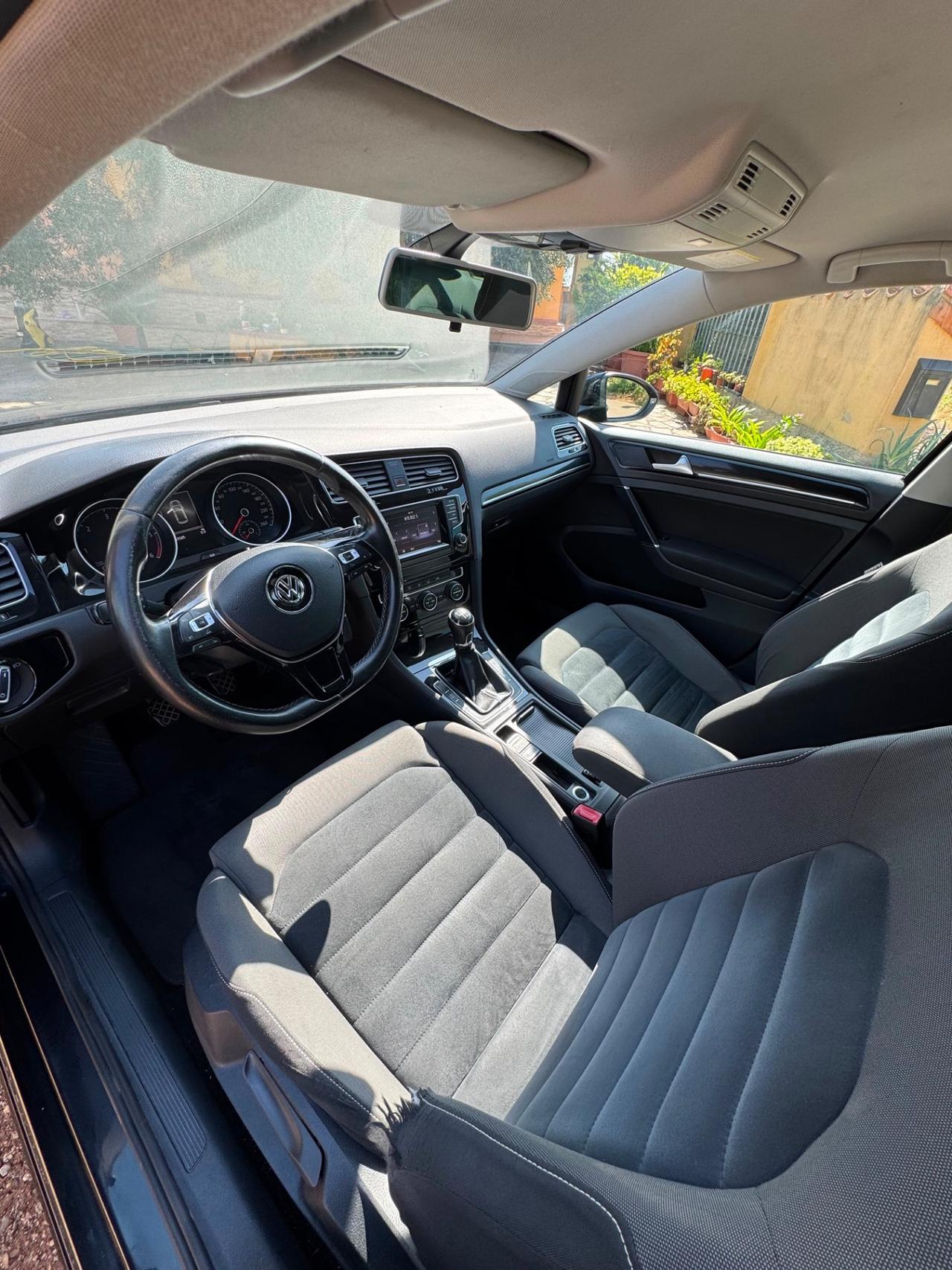 Volkswagen Golf Business 2.0 TDI 140CV 5p. Highline