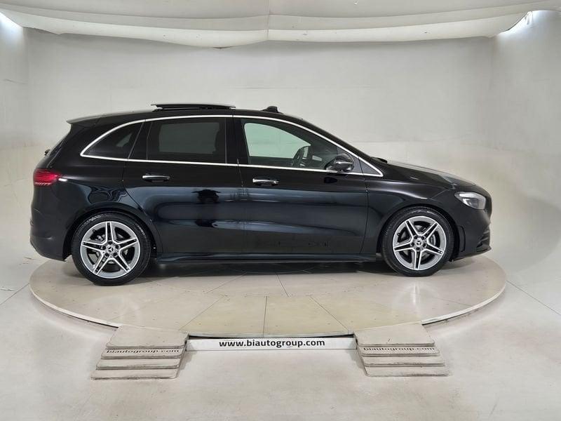 Mercedes-Benz Classe B - W247 2023 B 200 d AMG Line Premium Plus auto
