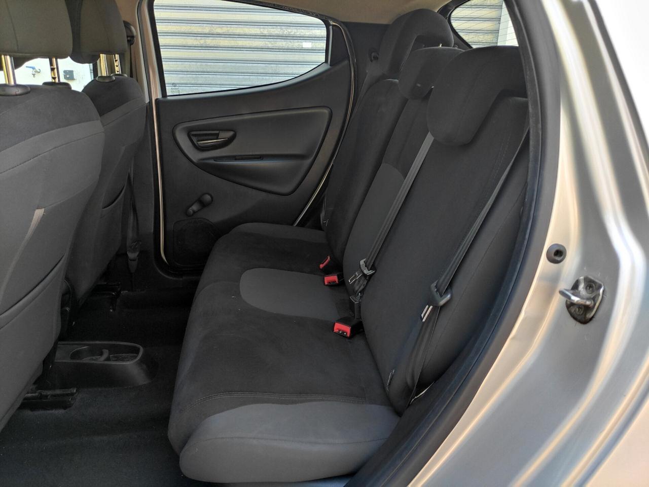 Lancia Ypsilon 1.3 MJT 16V 5 porte