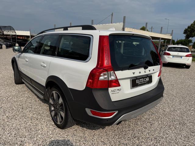 VOLVO XC70 D4 AWD Momentum