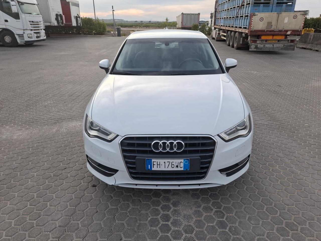 AUDI A3 SPB 1.6TDI S-TRONIC