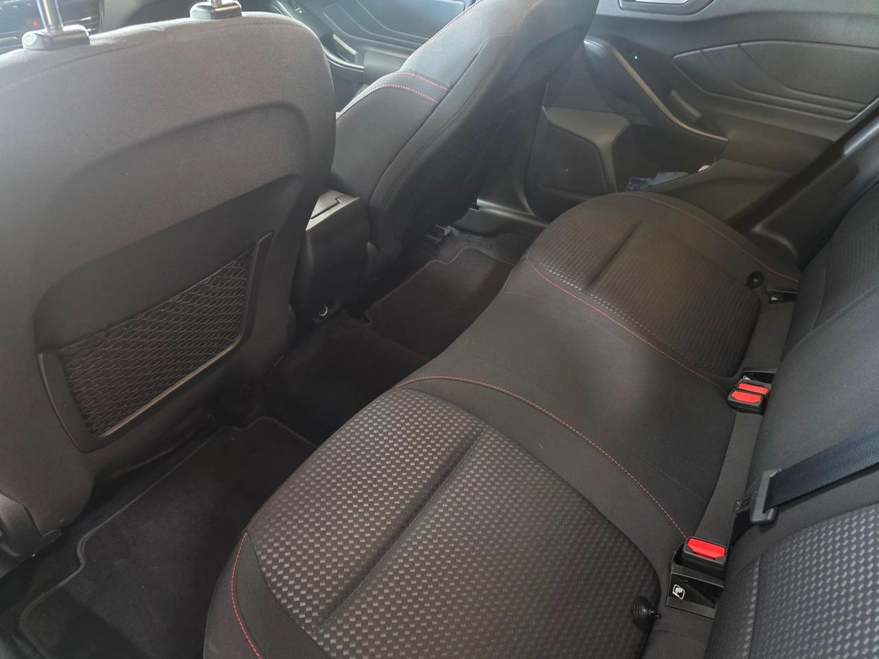 Ford Focus St-Line #11929