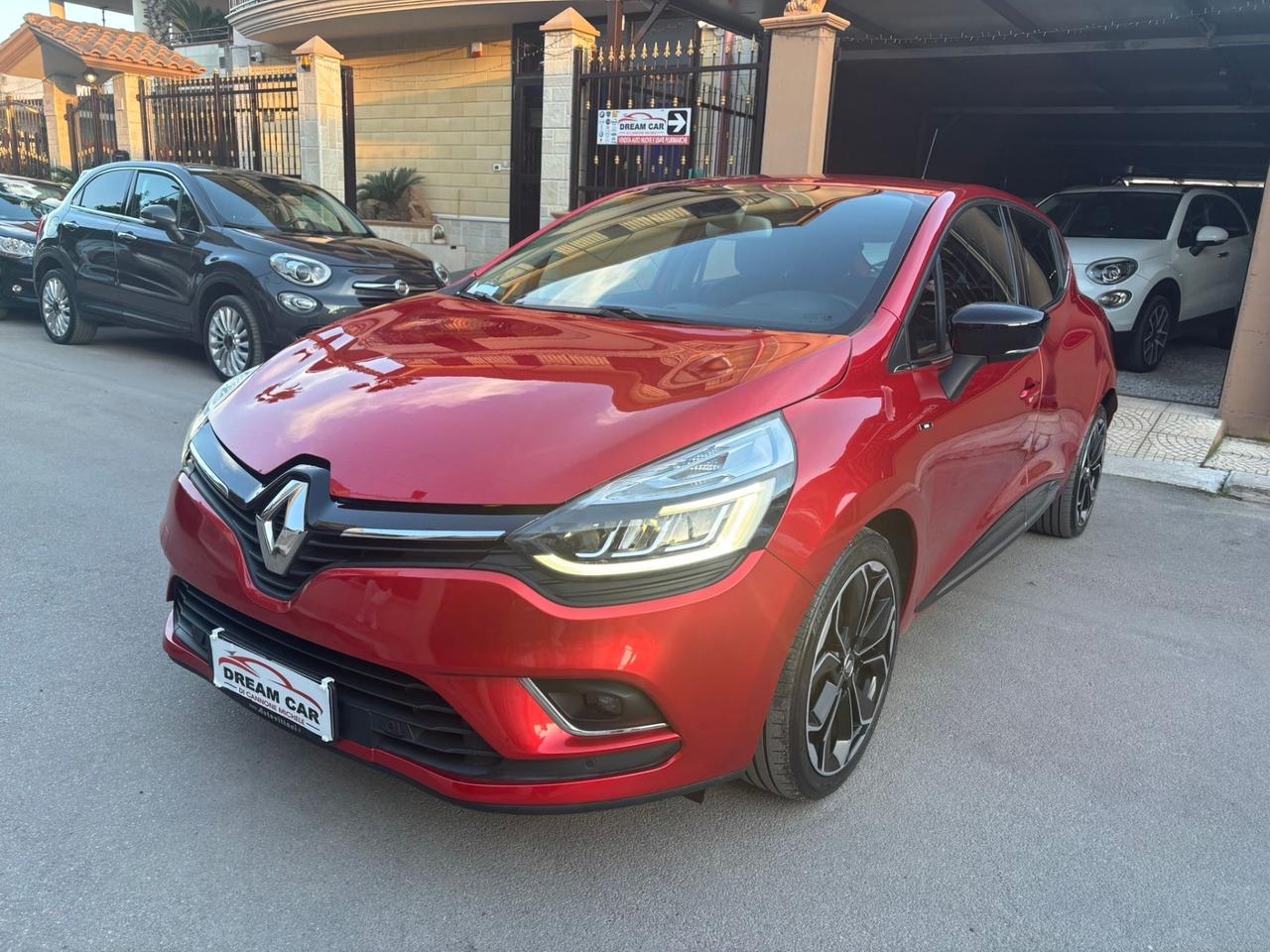 Renault Clio dCi 8V 90 CV 5 porte Moschino Intens