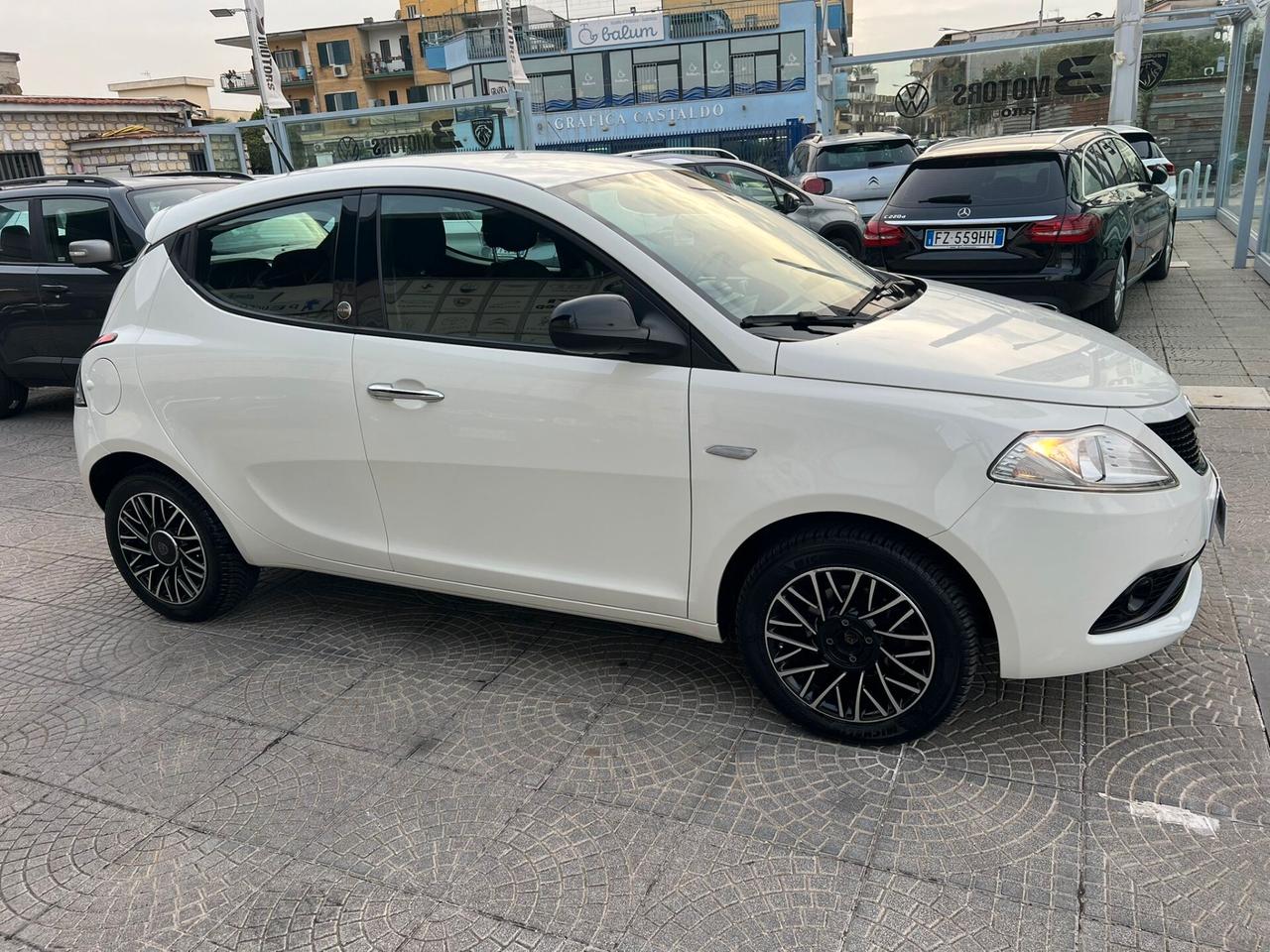 Lancia Ypsilon 1.2 69 CV 5 porte GPL Ecochic