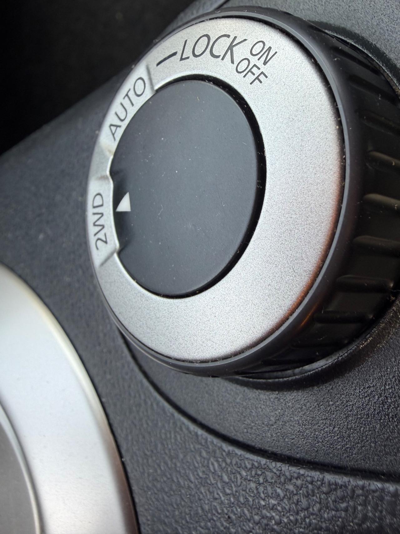 Nissan Qashqai 2.0 dCi DPF 4WD aut. Acenta