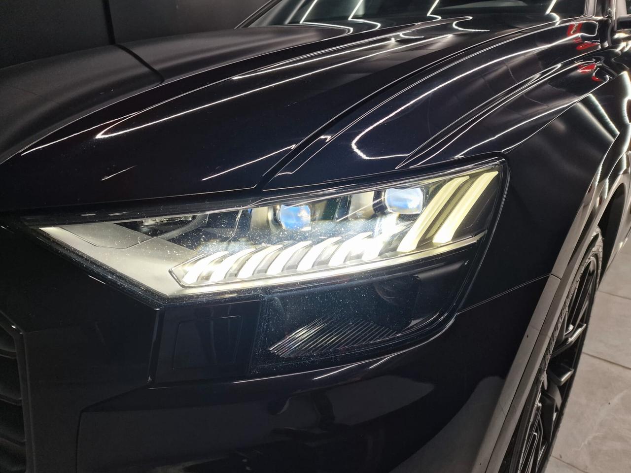 Audi Q8 TDI 286CV quattro tiptronic 3.0