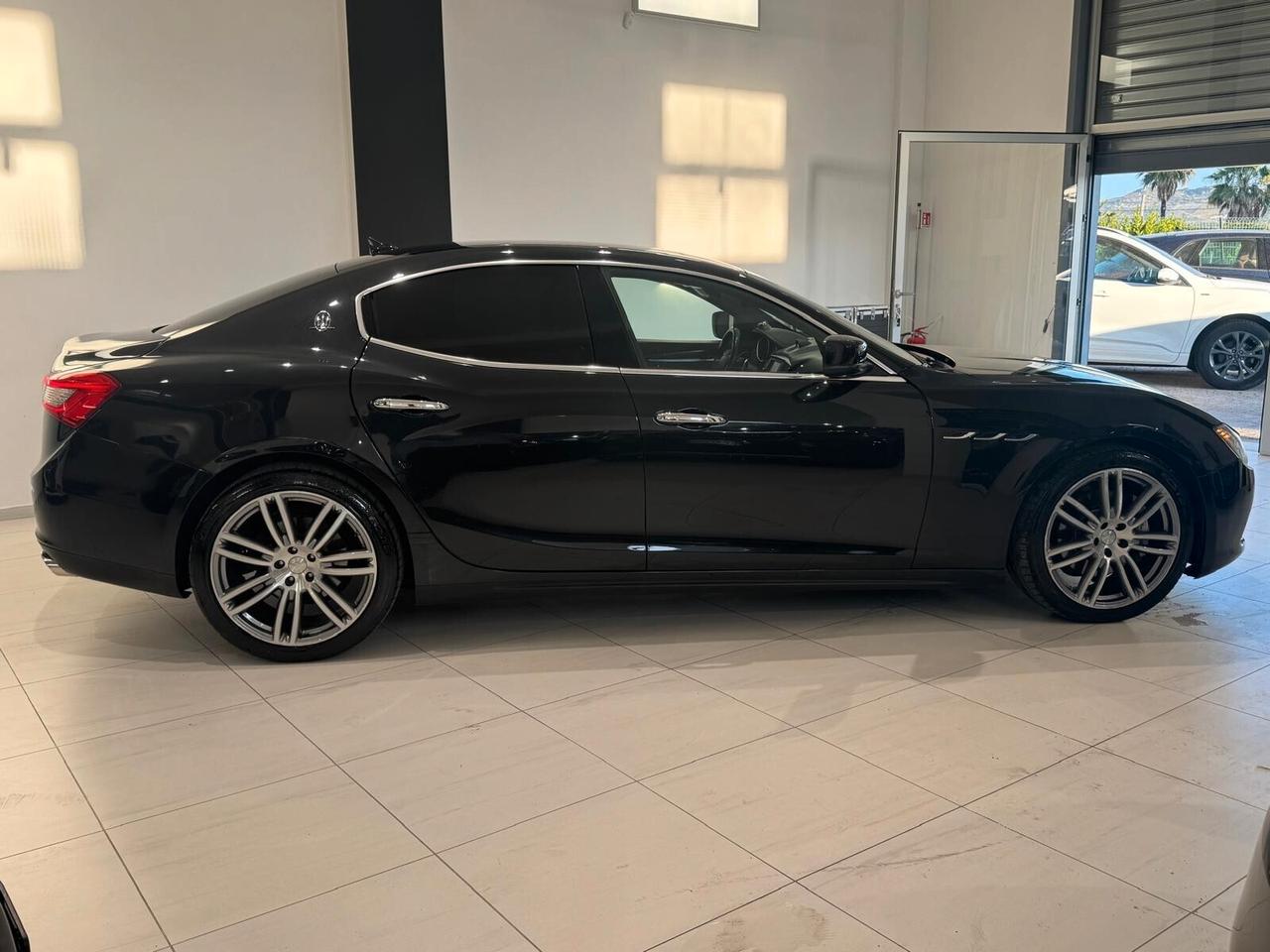 Maserati Ghibli 3.0 V6 Diesel 275 CV 10.2016