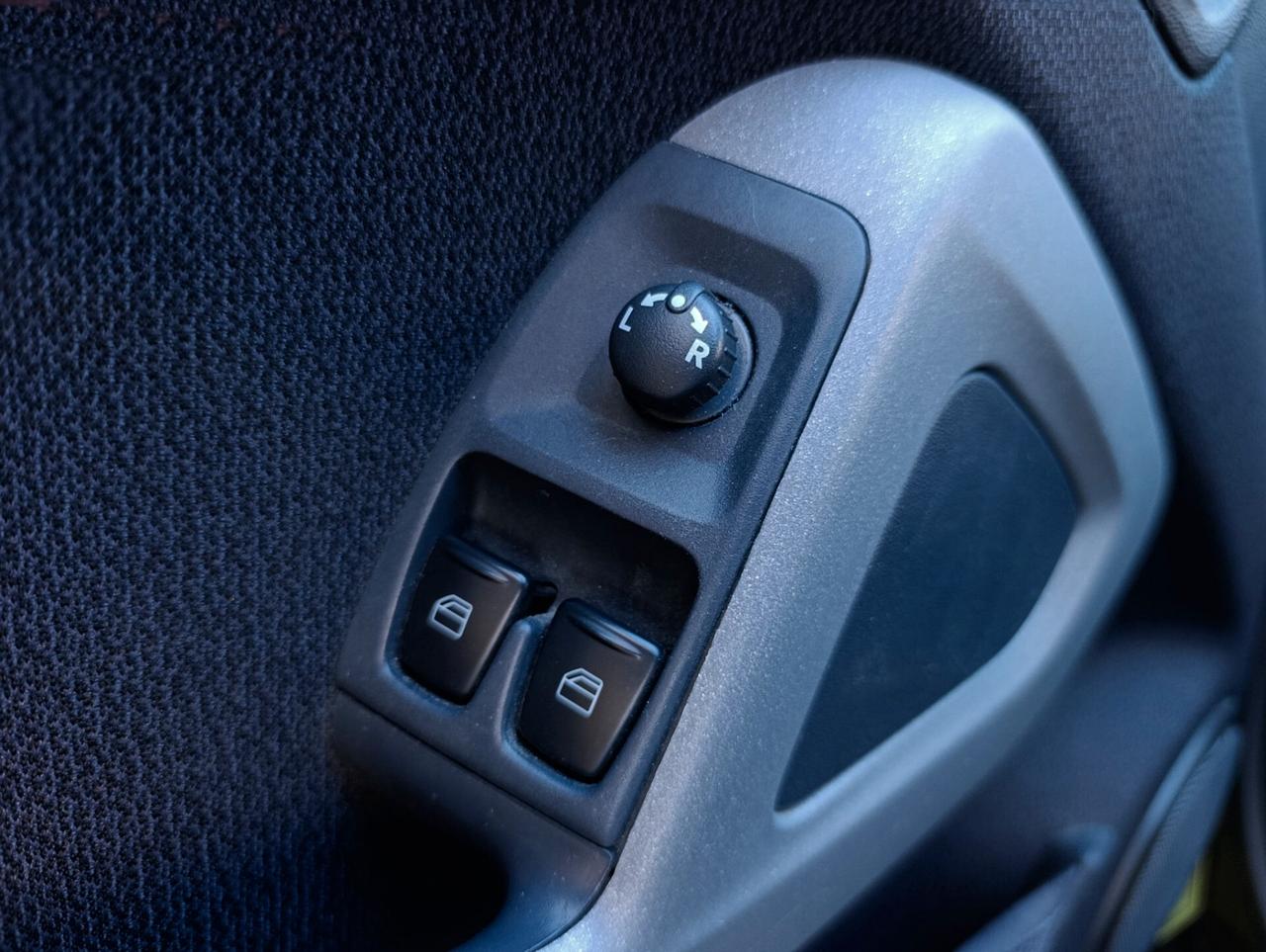 Smart ForTwo 1.0 71cv MHD coupé pulse Servosterzo