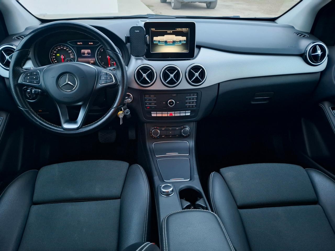 Mercedes B 180 d Automatic *LED-CRUISE-RADAR*