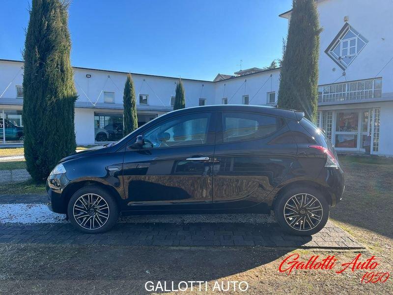 Lancia Ypsilon 1.0 FireFly 70cv Hybrid