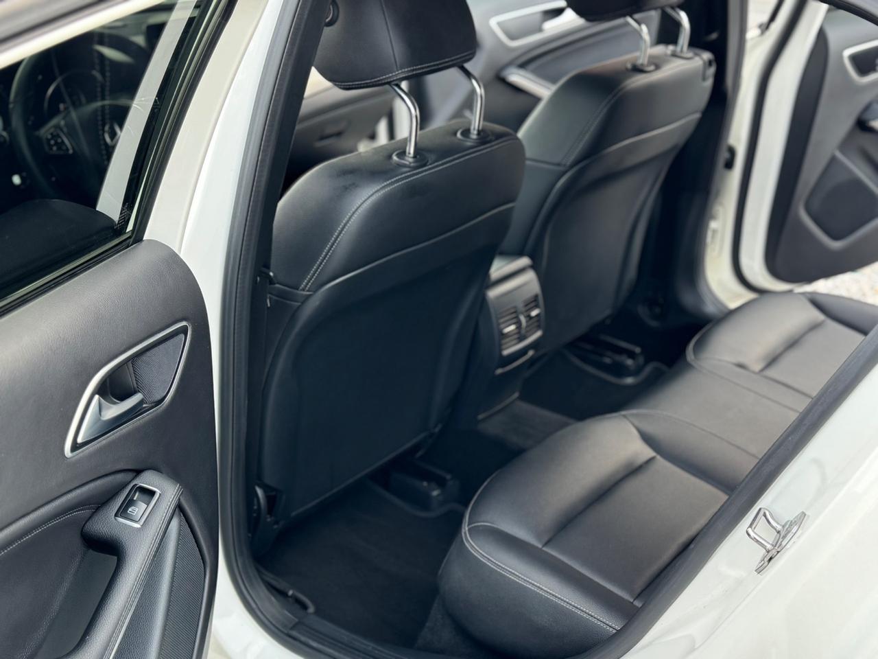 Mercedes-benz GLA 180 d Automatic Sport