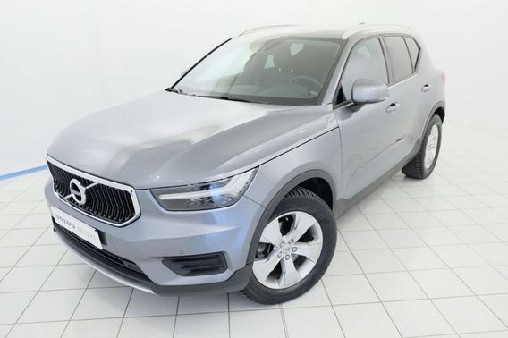 Volvo XC40 D4 AWD Geartronic Momentum