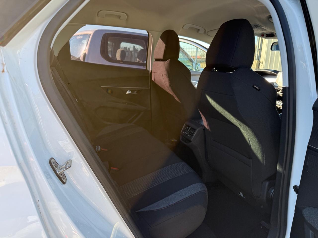 Peugeot 3008 BlueHDi 130 S&S Business Solo 55000Km