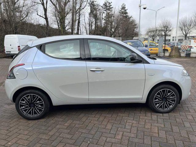 LANCIA Ypsilon 1.0 hybrid Gold s&s 70cv