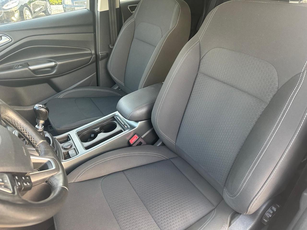 Ford Kuga 1.5 EcoBlue 120 CV Titanium (2019) | Solo 102.900 KM -