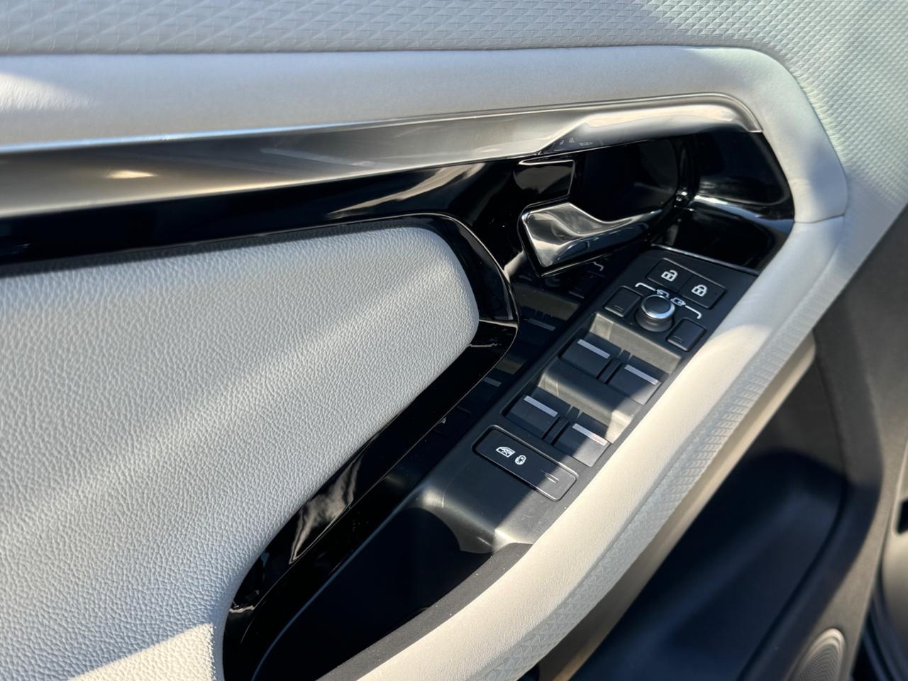 Land Rover Range Evoque 2.0D I4 163 CV AWD Auto R-Dynamic HSE