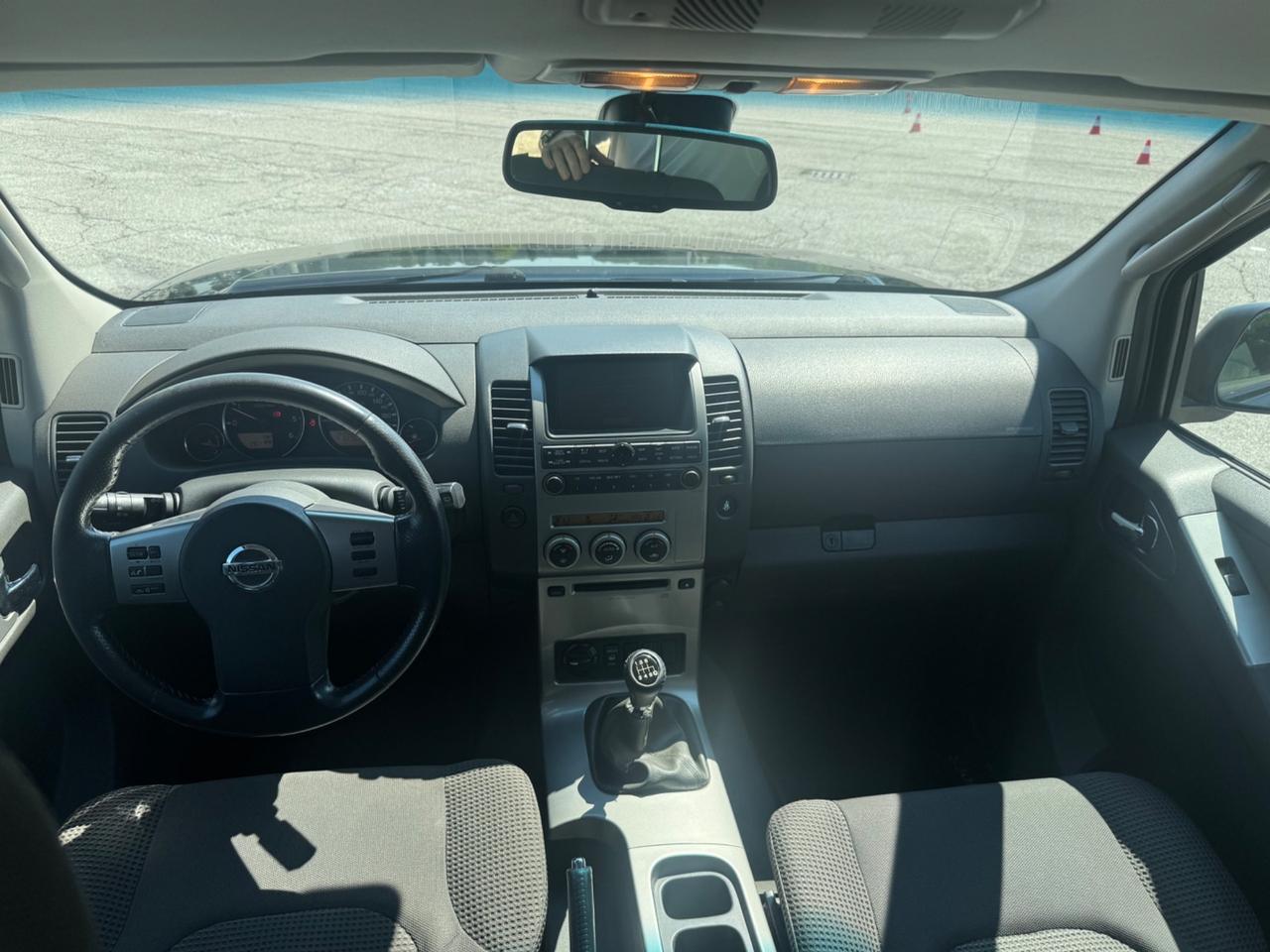 Nissan Pathfinder 2.5 dCi SE 7 posti