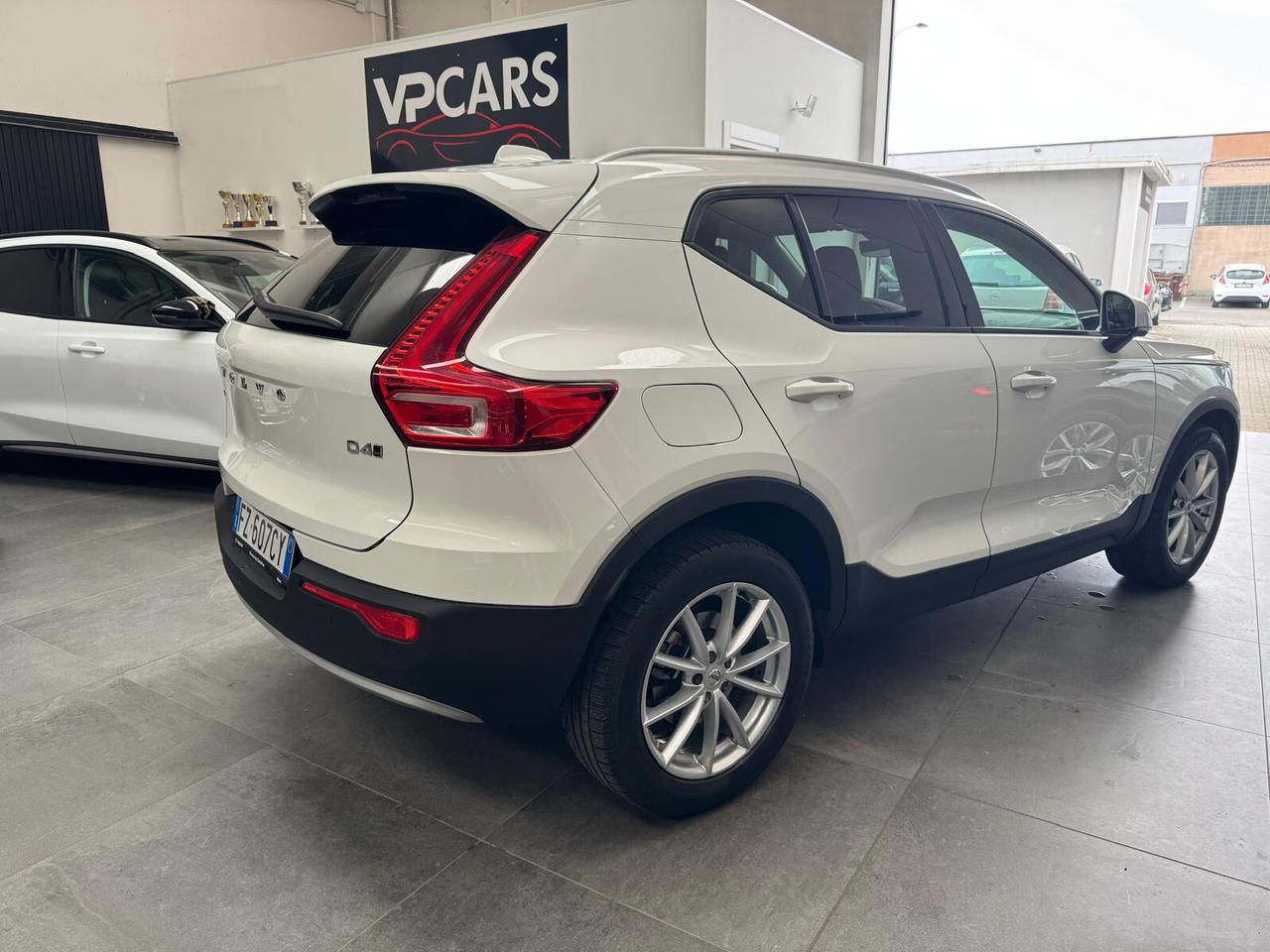 Volvo XC40 D4 AWD Geartronic Momentum
