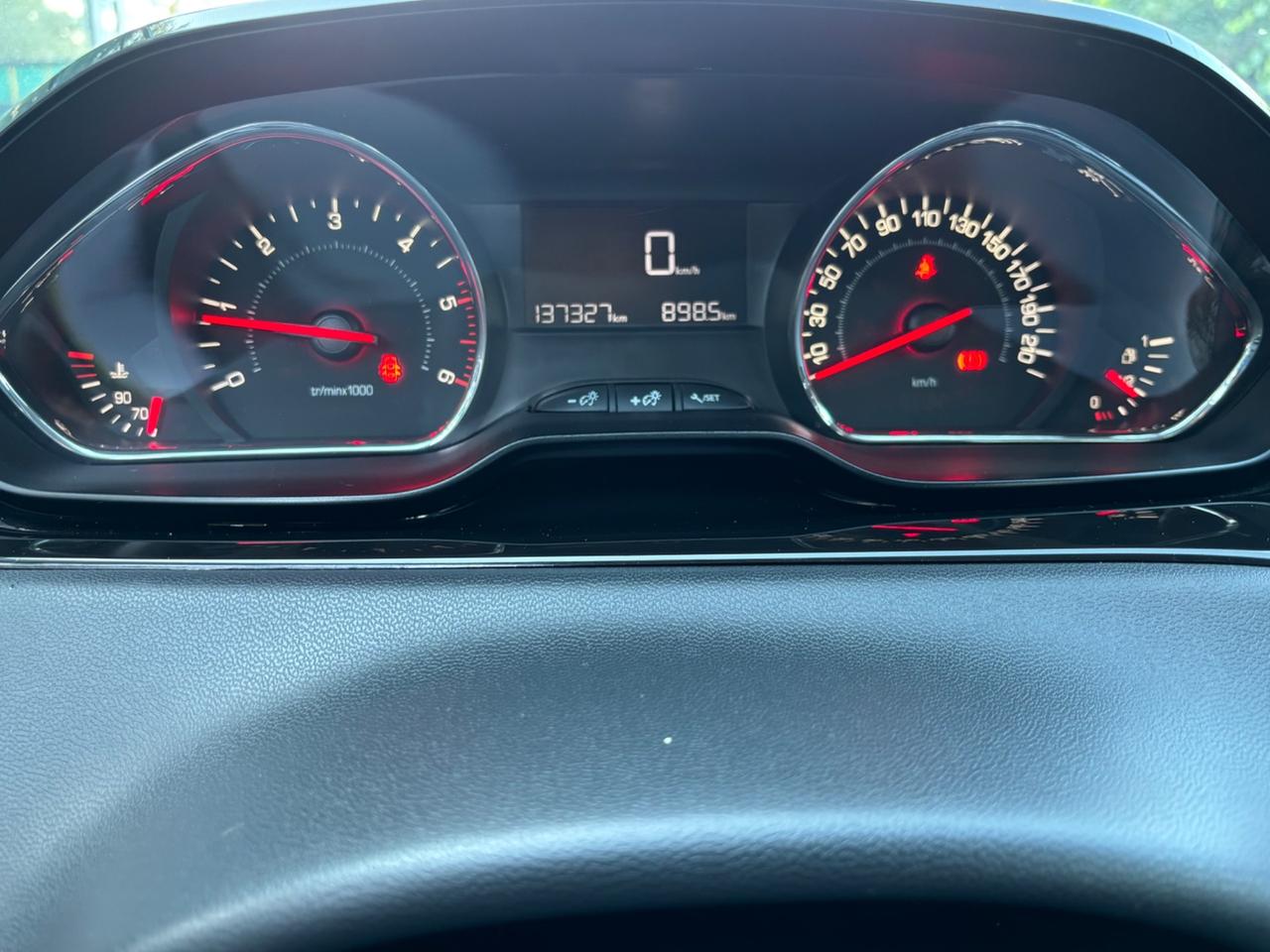Peugeot 208 1.4 HDi 5 porte Allure OK NEOPATENTATI