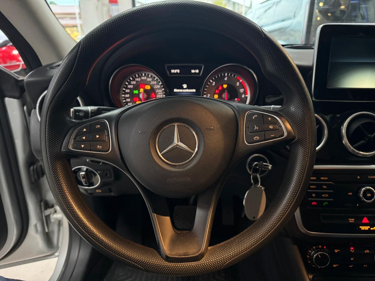 Mercedes-benz CLA 180 d S.W. Automatic Executive